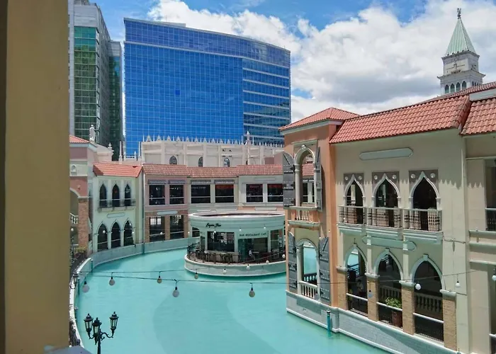 Viceroy Residences
